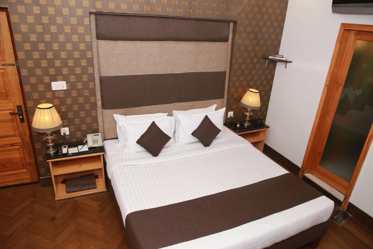 Lawrence View Hotel, Lahore Bagian luar foto