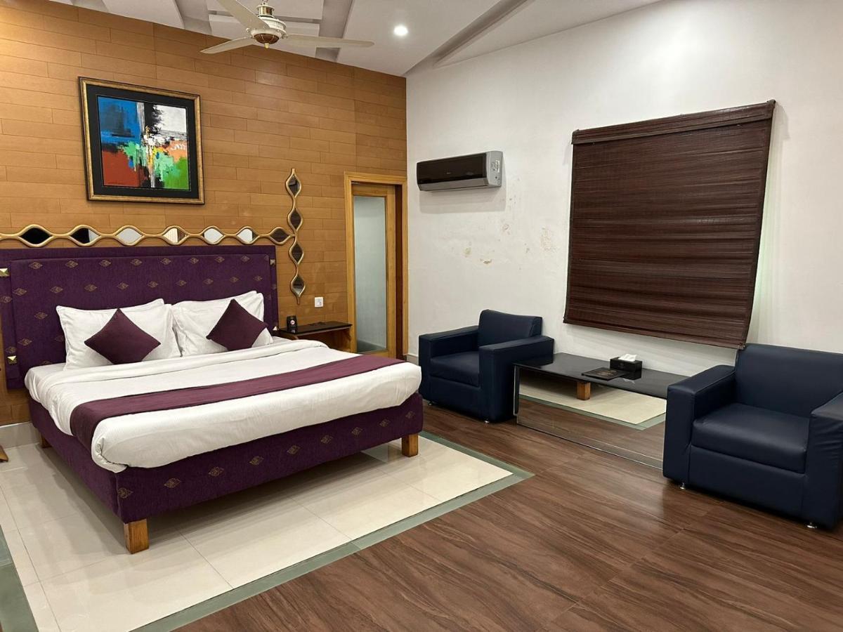 Lawrence View Hotel, Lahore Bagian luar foto