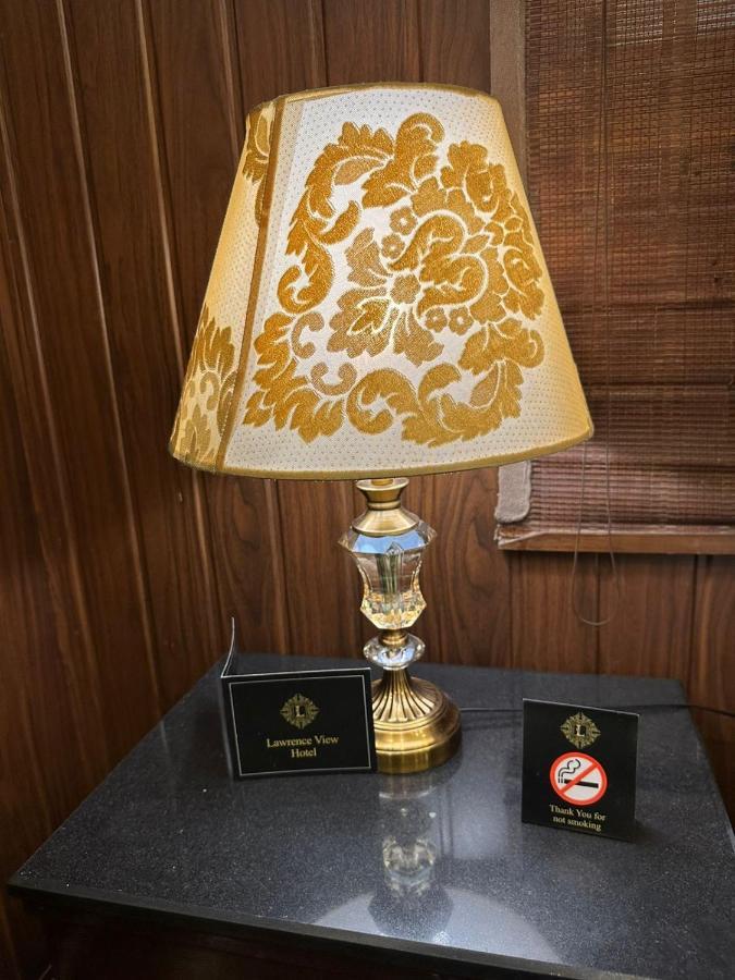 Lawrence View Hotel, Lahore Bagian luar foto