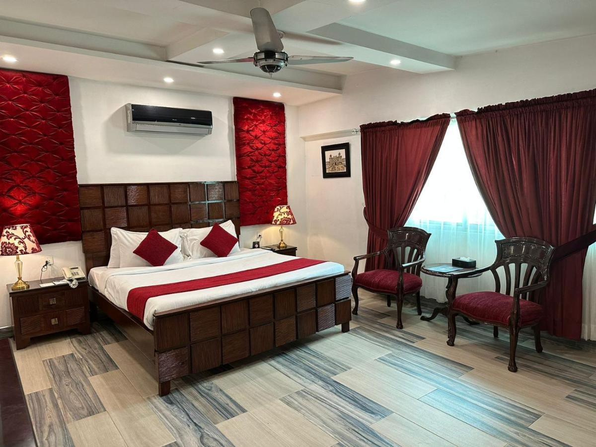 Lawrence View Hotel, Lahore Bagian luar foto